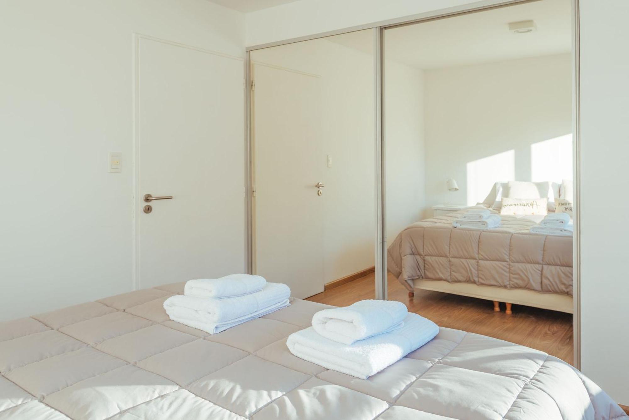 Pacifico Apartamentos Centro ウシュアイア エクステリア 写真